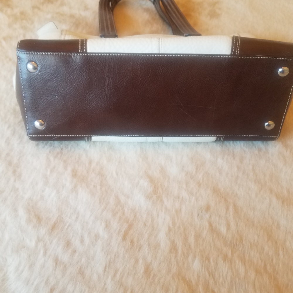 Coach Handbag - Picture 3 of 4